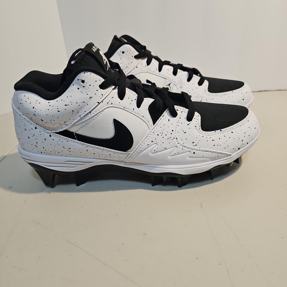 Men's Air Jordan Stadium 90 Low TD White Black Cleats HQ0210-100 Size 9.5